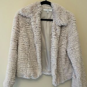 Cream faux fur coat - M